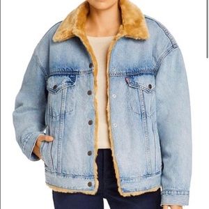 NEW Levi’s Faux Fur Denim Trucker Jacket